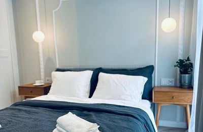 Location d’un appartement lumineux de 2 pièces haut standing, 46 m², Kazimierz, Cracovie, Pologne